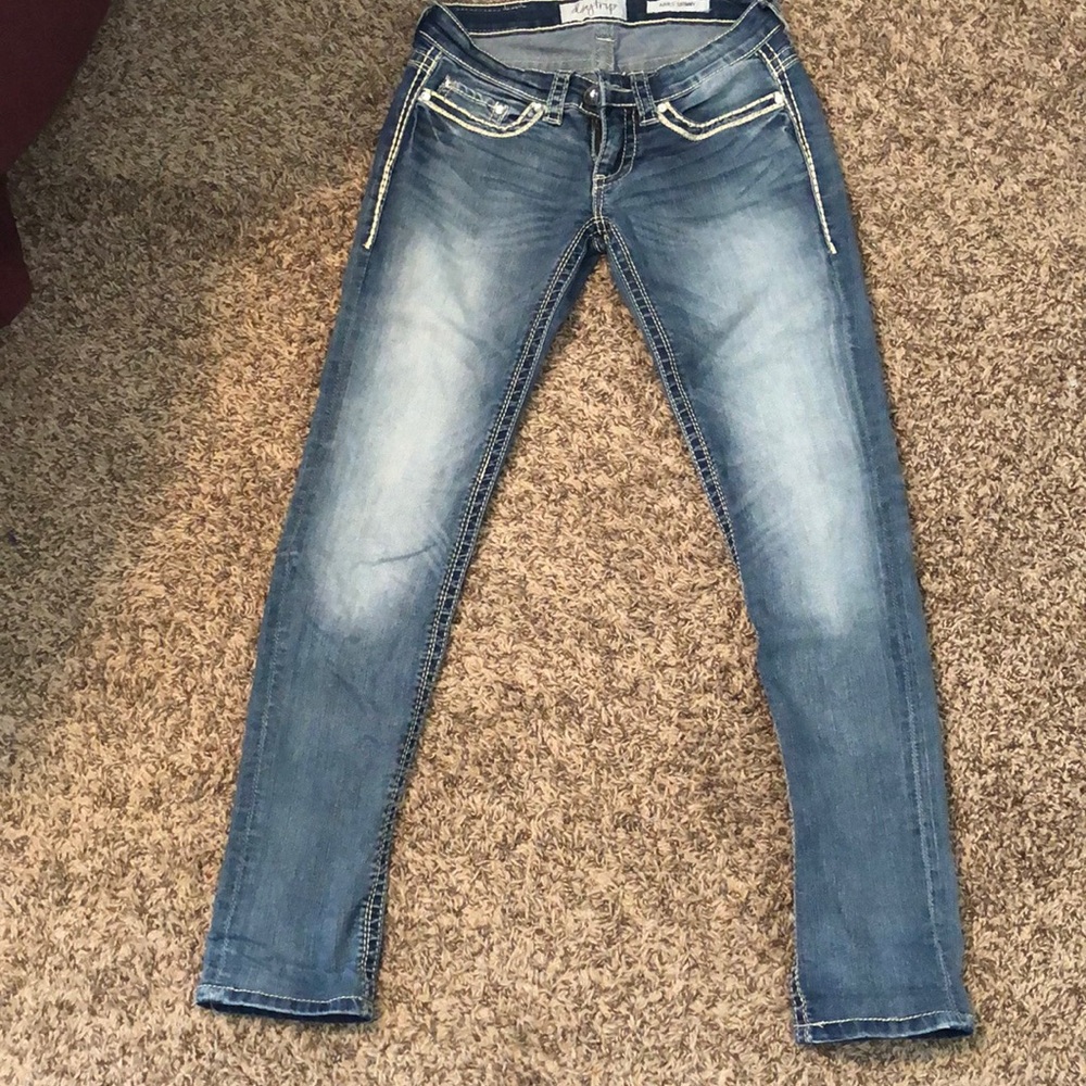 Low rise jeans